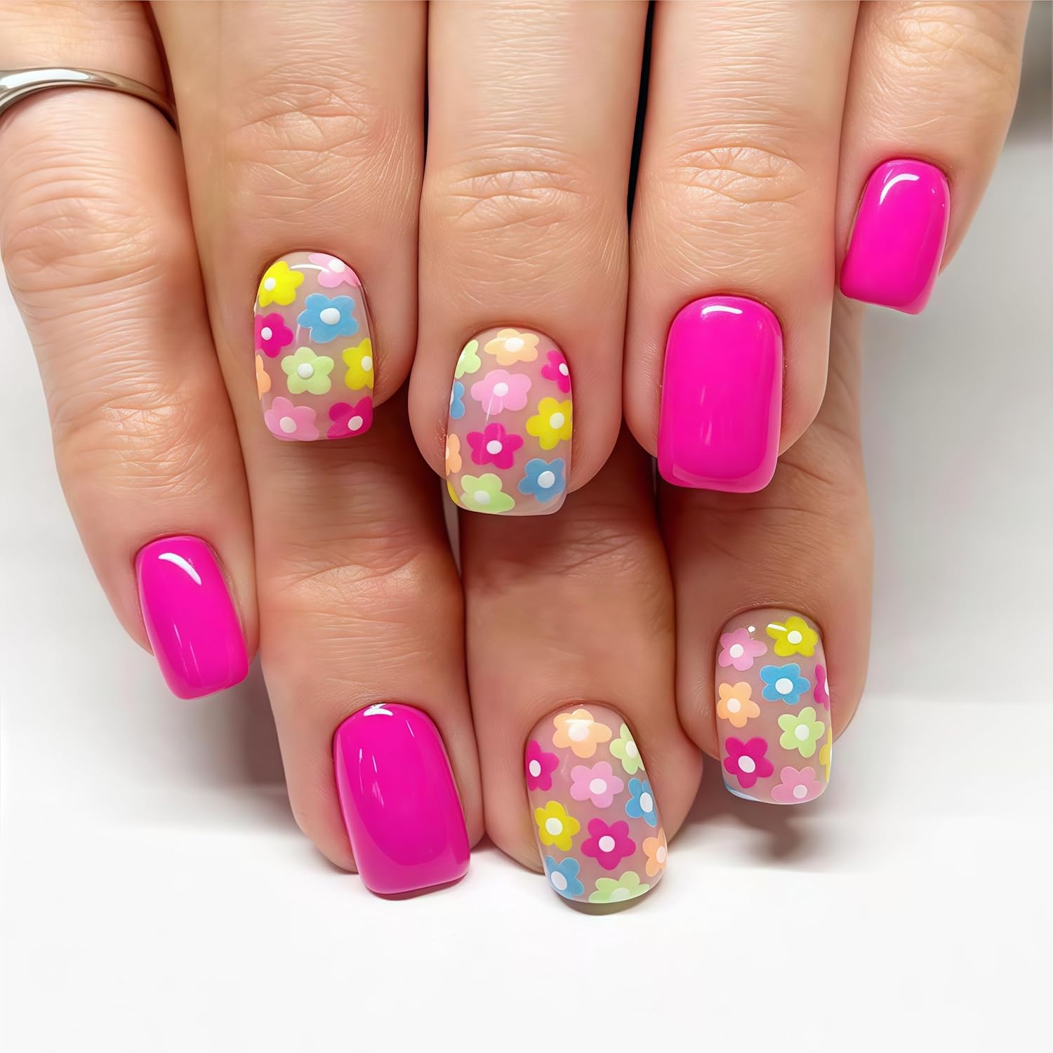 24pcs-flower-press-on-nails-review 24Pcs Flower Press on Nails Review